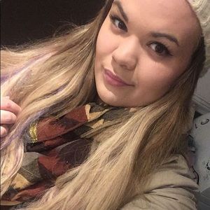 Meet your Posher, Jessica